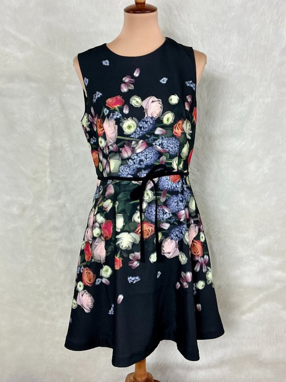 Ted Baker Izobela Kensington Black Floral Dress NWT Baker Size 3 US 8